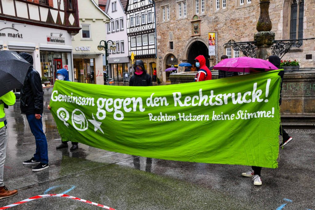 AfD-Hygienedemo am 11. Mai fiel wortwörtlich ins Wasser! – Bündnis  Gemeinsam und Solidarisch gegen Rechts – Reutlingen und Tübingen